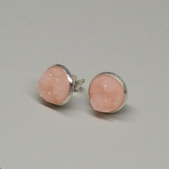 BRAND NEW  💖 Soft peach druzy stu - Picture 3 of 5